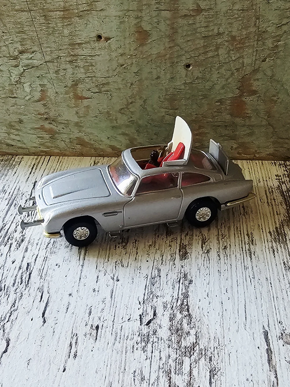 Vintage Corgi Toys 007 Aston Martin DB5 Working Features 1:43 Scale Diecast